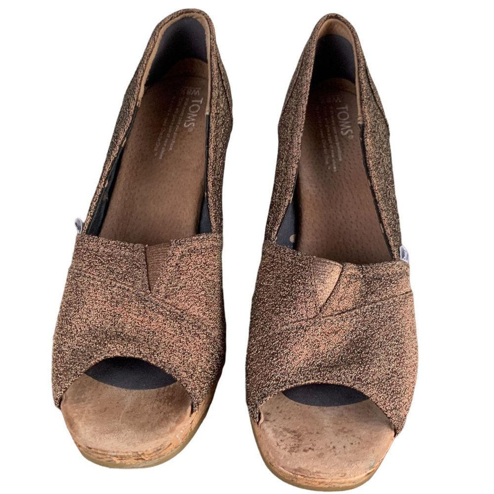 TOMS Women's Calypso Cork Wedge Heel Sandal in Metallic Bronze Copper Size 8 ½